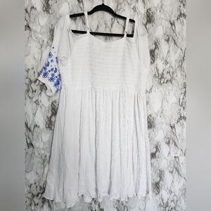 Torrid Mini Gauze Blue Floral Cold Shoulder White Ruffled Dress